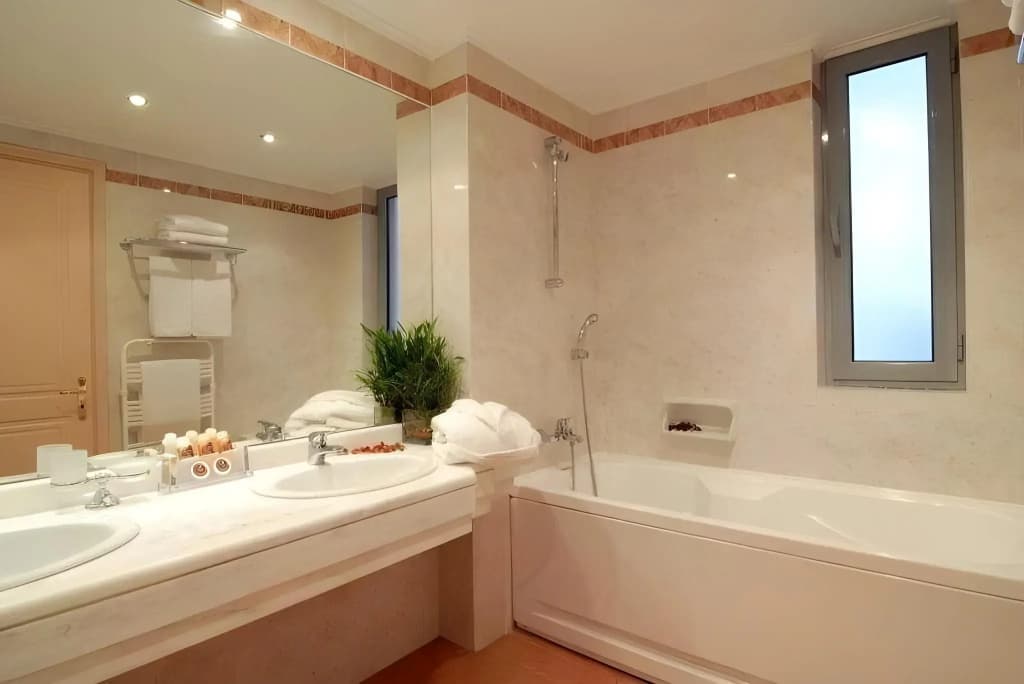 Athens Atrium Hotel and Suites - photo 8