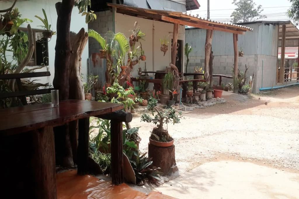 Unseen Bungalow - photo 7