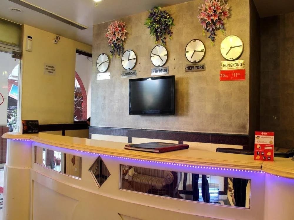 OYO Rooms Vikas Puri New Delhi - photo 1