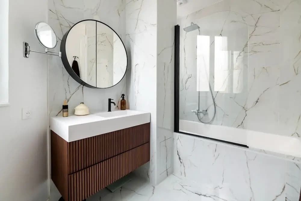 Prestigious Apartment Near the Trocadero - photo 8