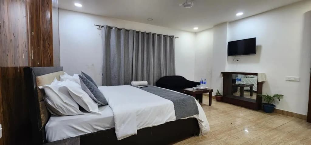 Mauryan Elite Hotel @ Devli Khanpur - photo 34