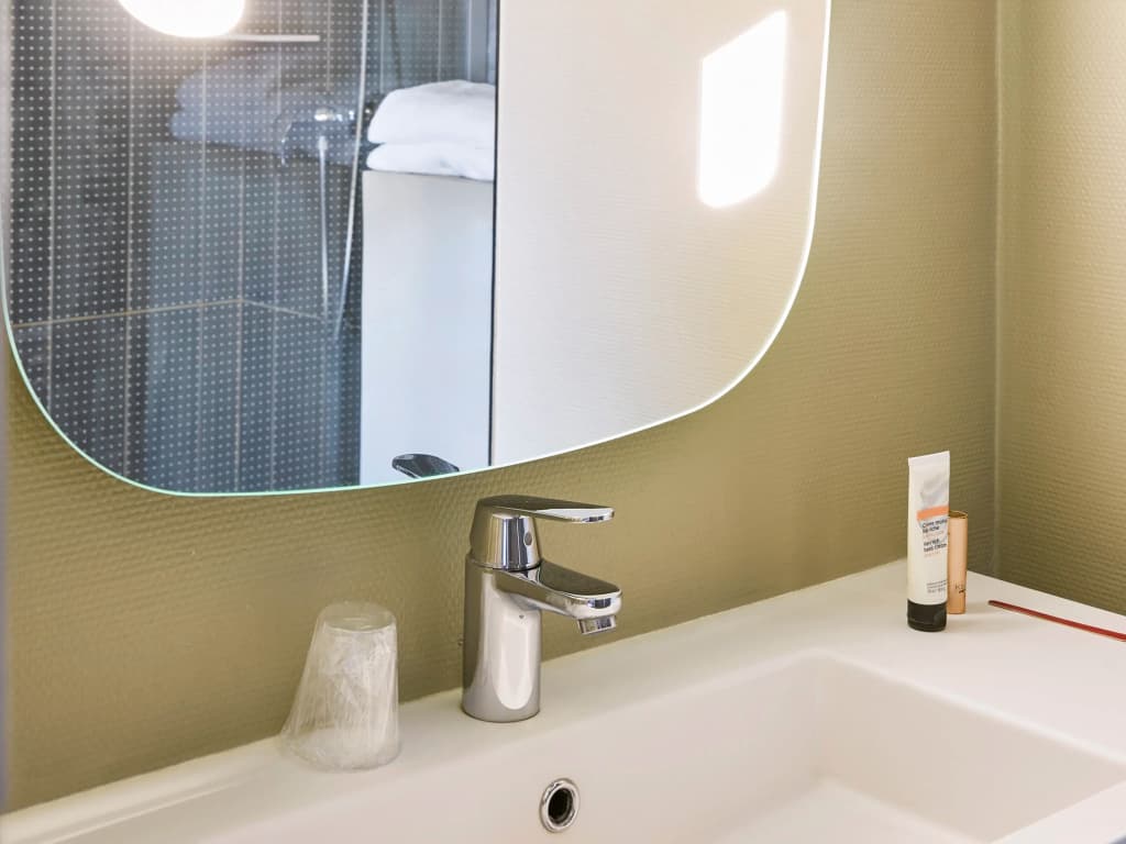 Ibis Paris Canal Saint Martin - photo 7