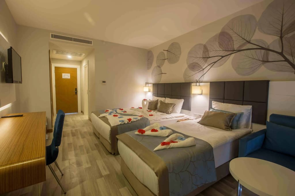 Hotel Xoria Deluxe - photo 4