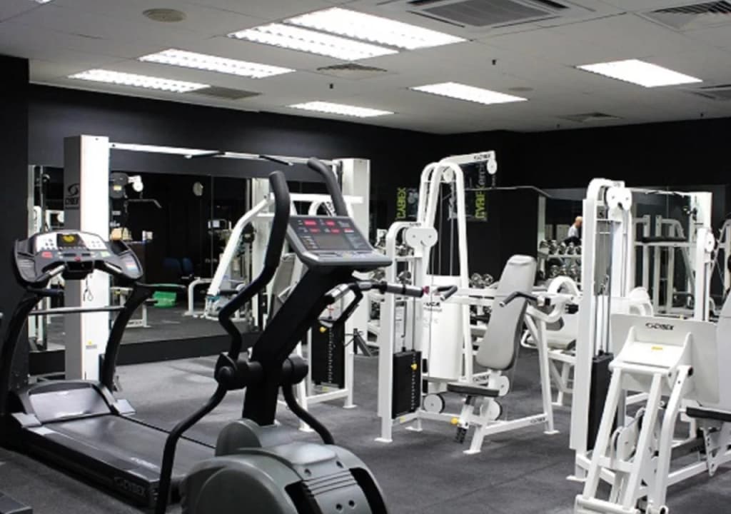 Pacific Regency Hotel Suites - photo 18
