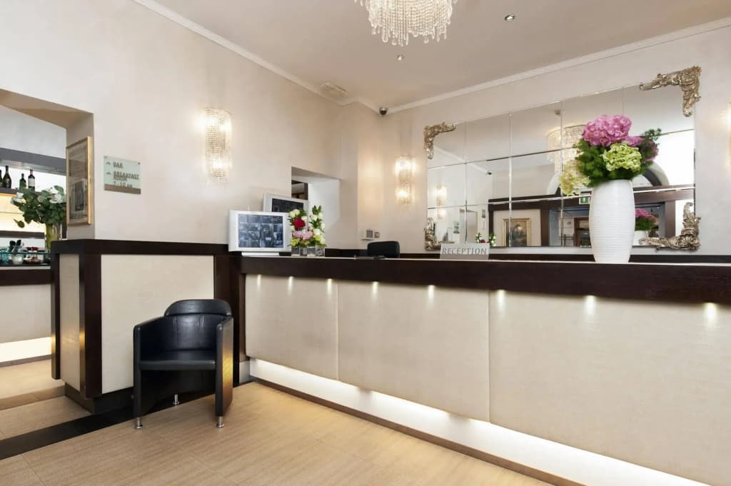 Yes Hotel - photo 2