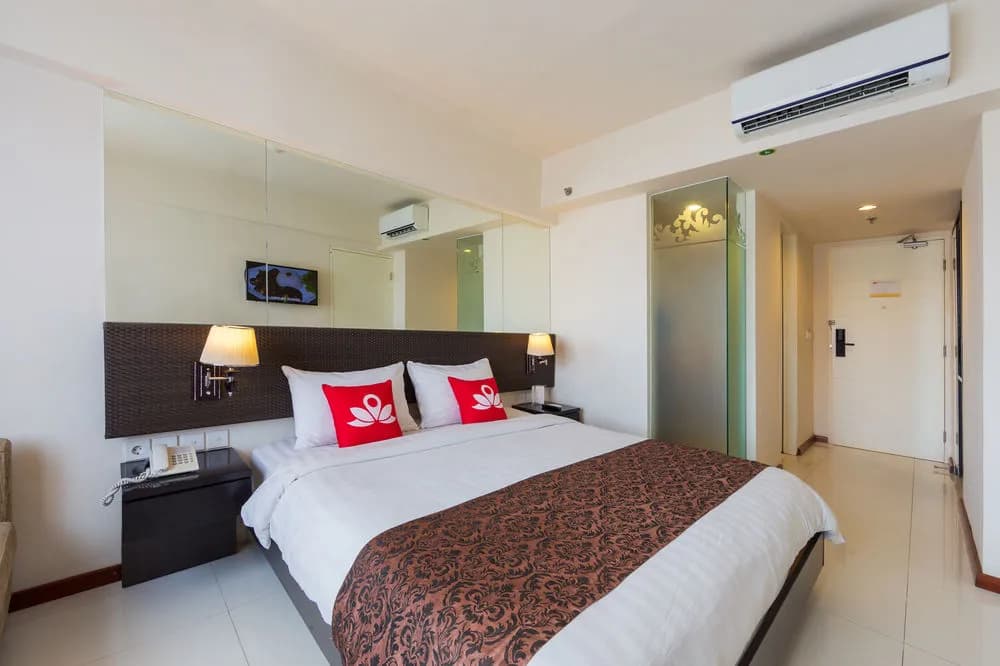 ZenRooms Kuta Jerman Beach - photo 4