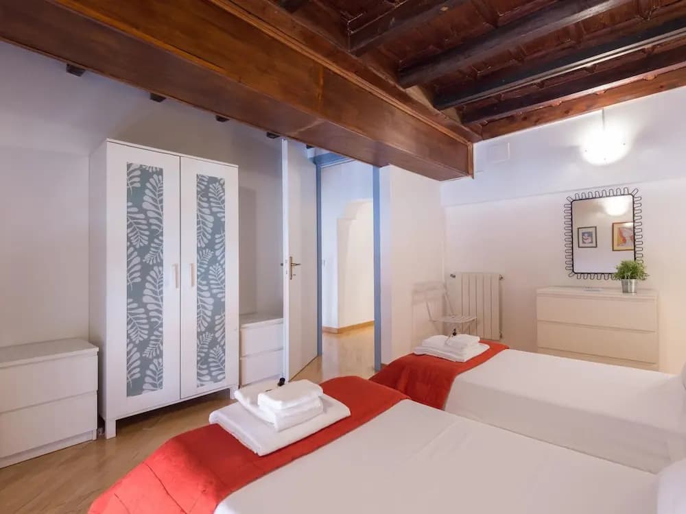 Bdb Flats By The Spanish Steps - photo 2
