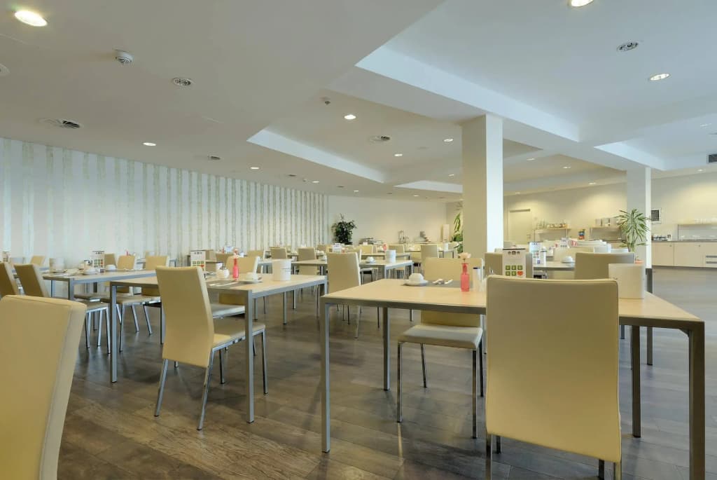 B&B Hotel Berlin City-Ost - photo 13
