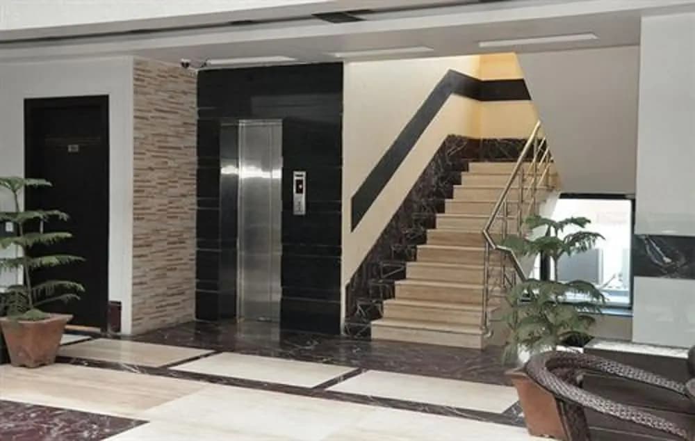 Hotel Jeyan Inn - photo 15