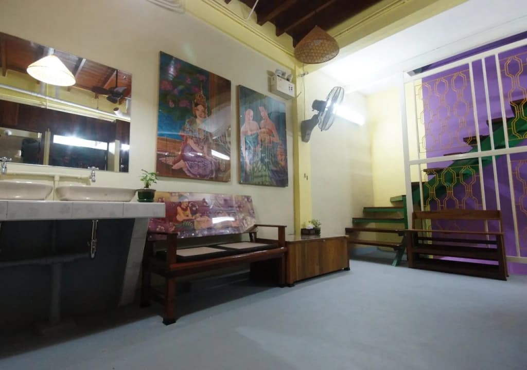 Baan Bovorn Khaosan Hostel - photo 10