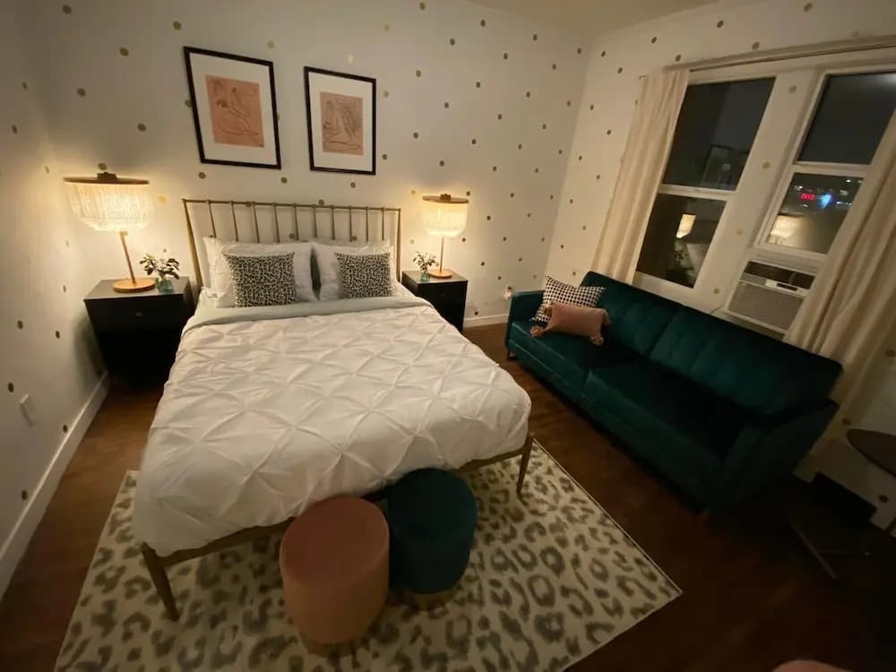 Gorgeous Studio in Beverly Boulevard! Sleeps 4! - photo 6