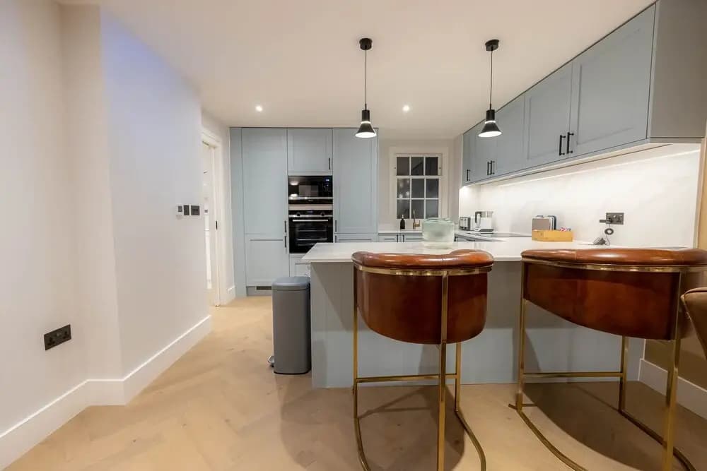 Three Bed Apts near Spitalfields Mkt - photo 8