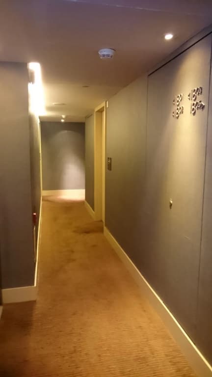 Butterfly on Waterfront Boutique Hotel Sheung Wan - photo 12