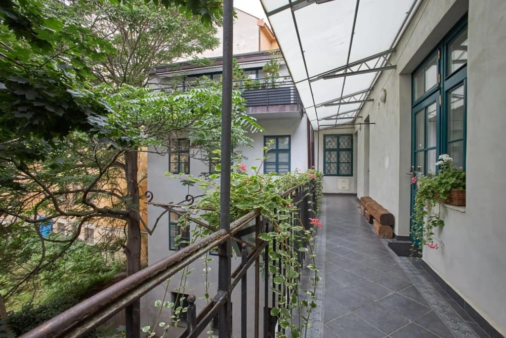 Jeruzalémská 10 - Synagogue Apartments - photo 1
