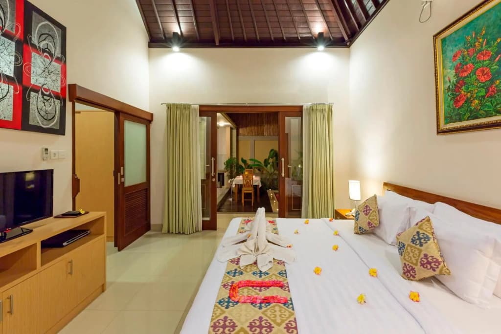 Kubal Villa and Living Seminyak - photo 31