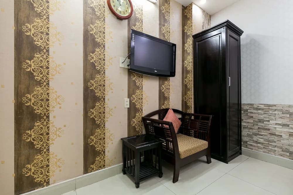 Oyo 252 Sai Gon Vang - photo 2