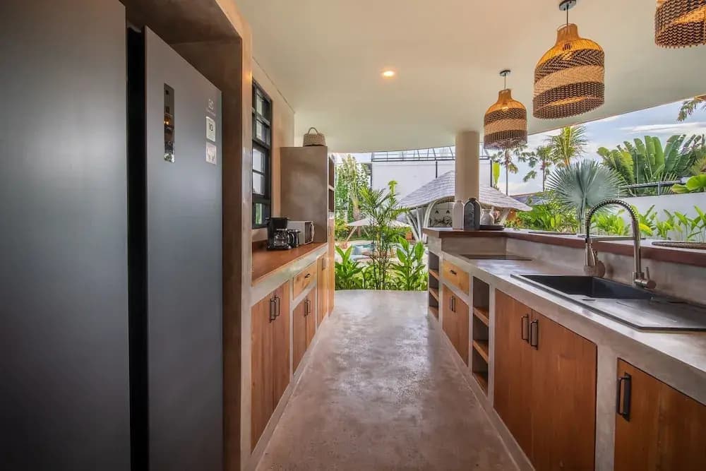 Stunning Architecture 5BR Bamboo With Tropical Pool Villa in Umalas - photo 24