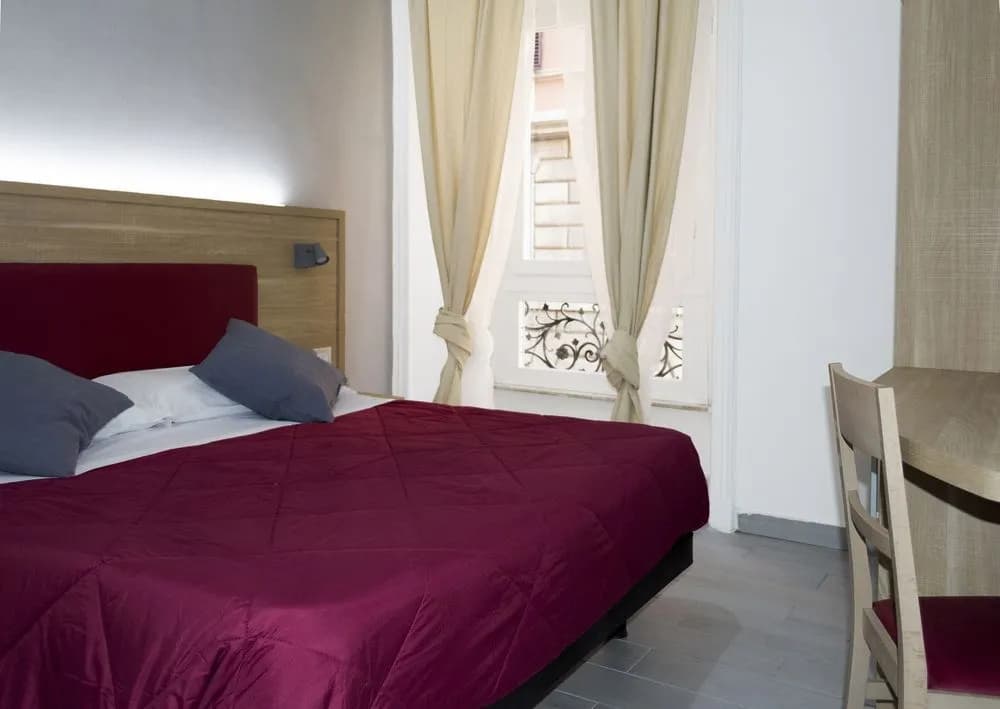 New Moon Guesthouse - photo 7