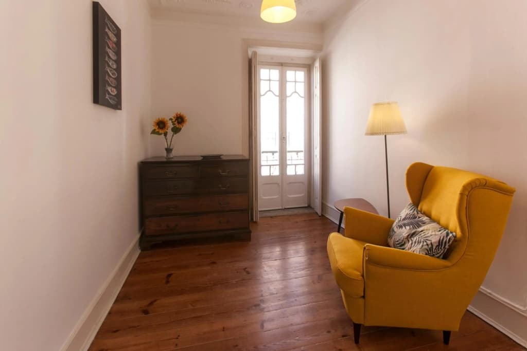 Lisbon Apartment - photo 4