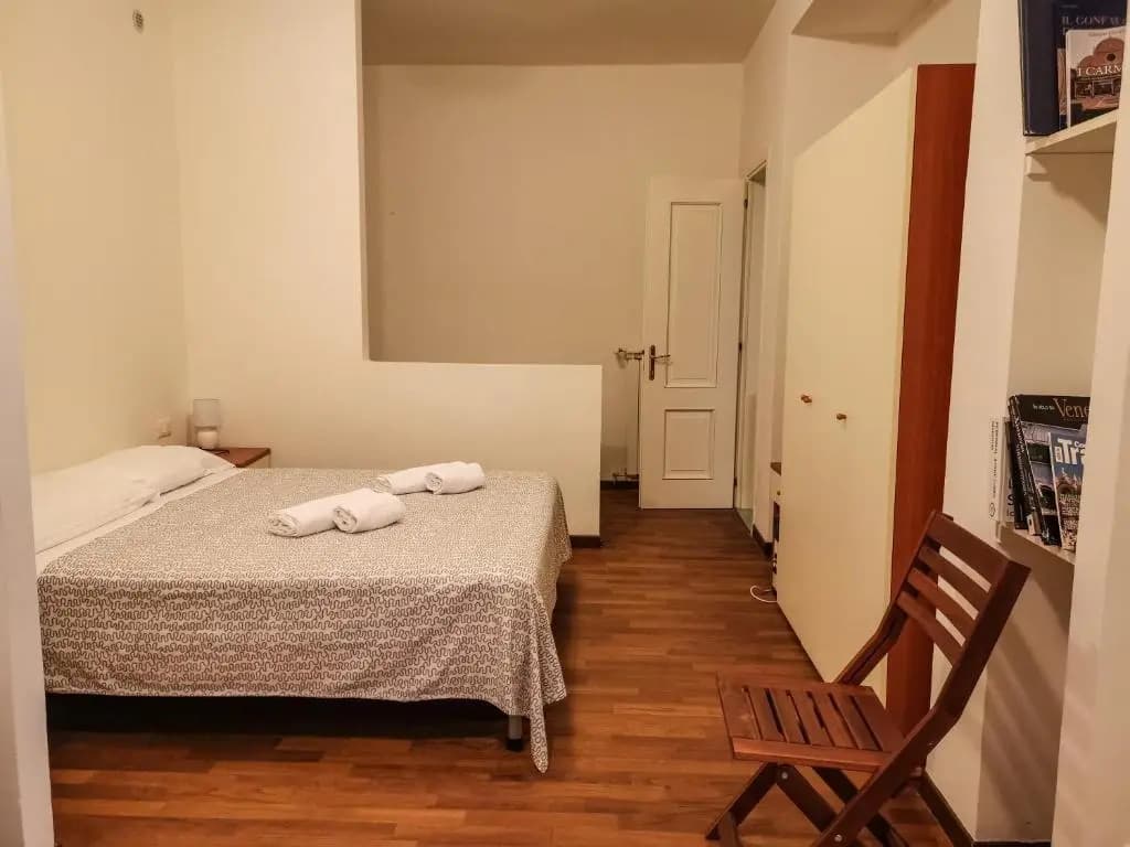 Dorsoduro Venice Apartment - photo 2