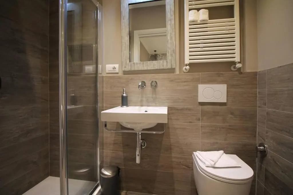 Bell Tower Studio Apartment - photo 8