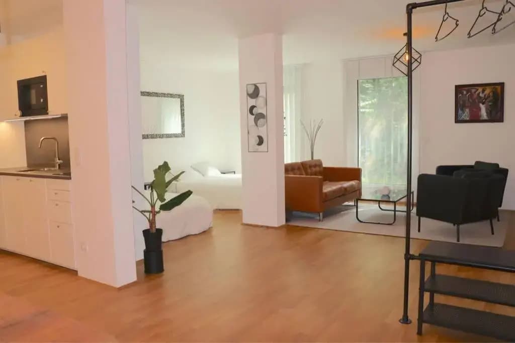 Luxury Design Apartment - photo 2