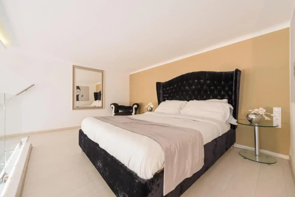 ANDRASSY 6 JACUZZI Suites - photo 4