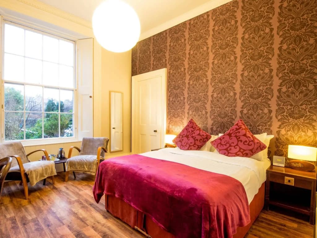 Dene Guest House - photo 1