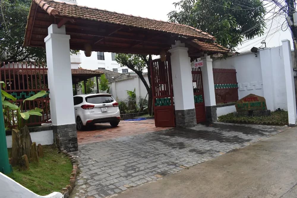 V.I.P's House 2 - photo 16