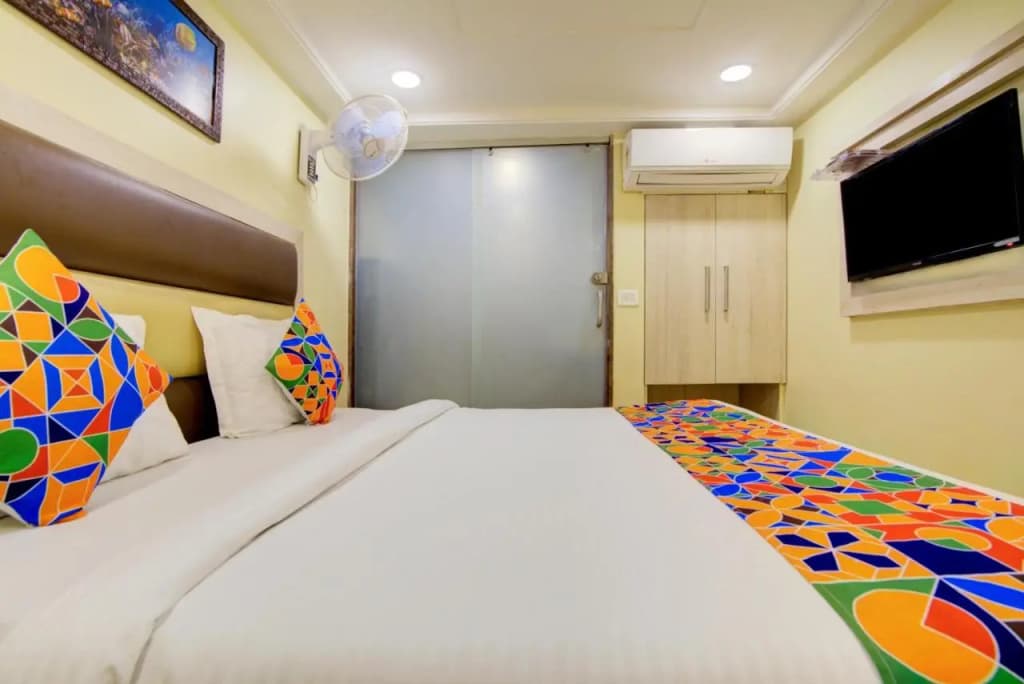 Hotel Kaushal Palace - photo 16
