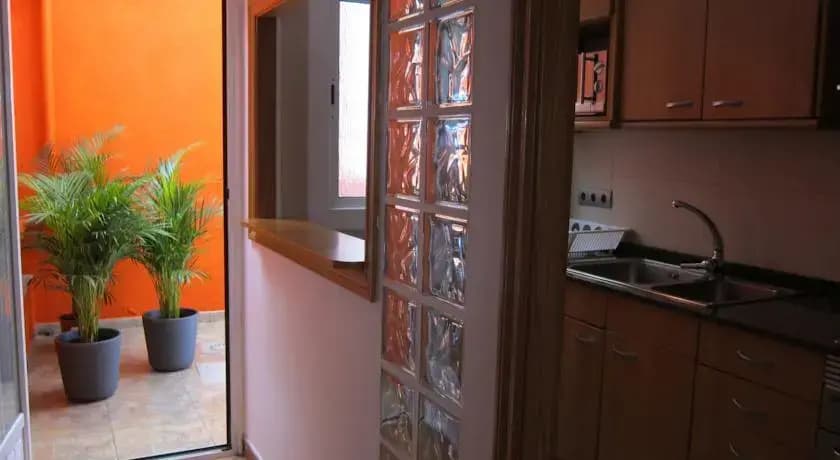 Barcelona House - photo 2