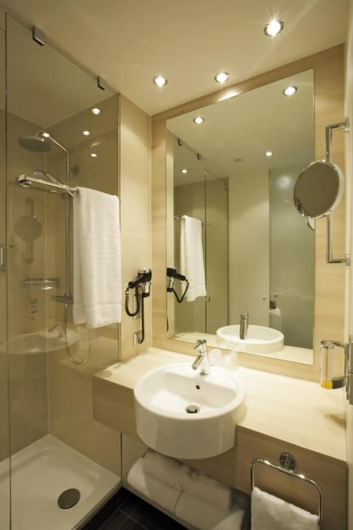 H2 Hotel Berlin Alexanderplatz - photo 8