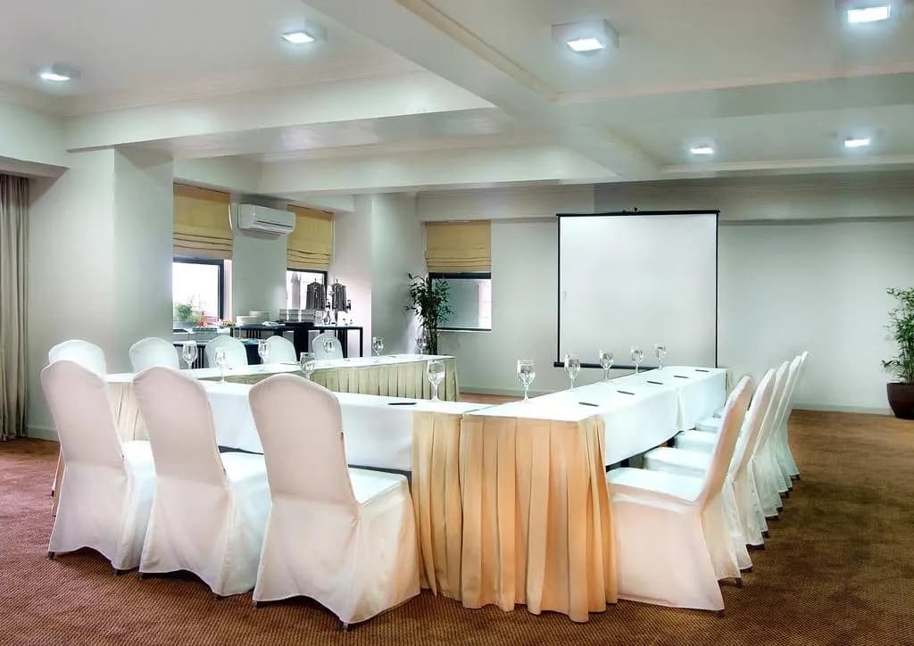 Aryaduta Suites Semanggi - photo 25