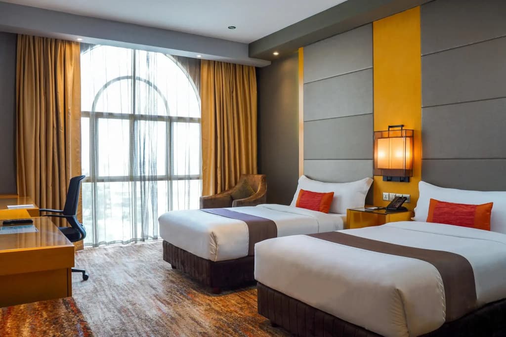 The Waterfront Hotel - photo 4