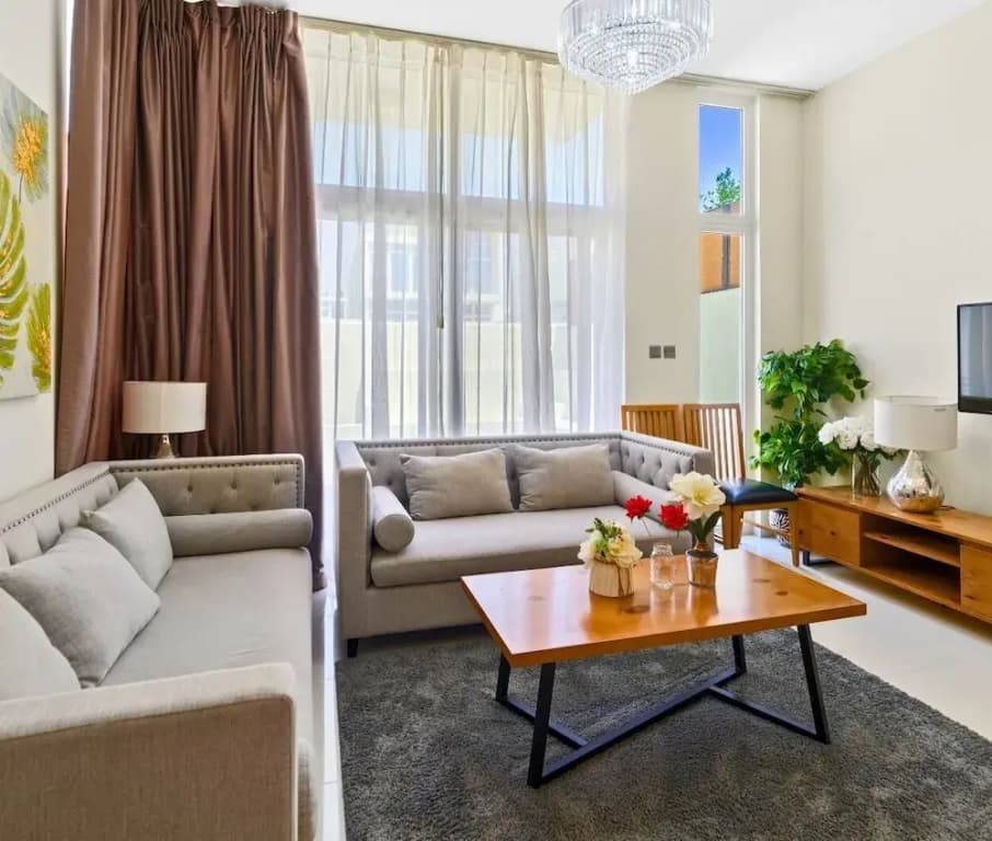 Modern 3BR townhouse in Damac Hills 2 - photo 1