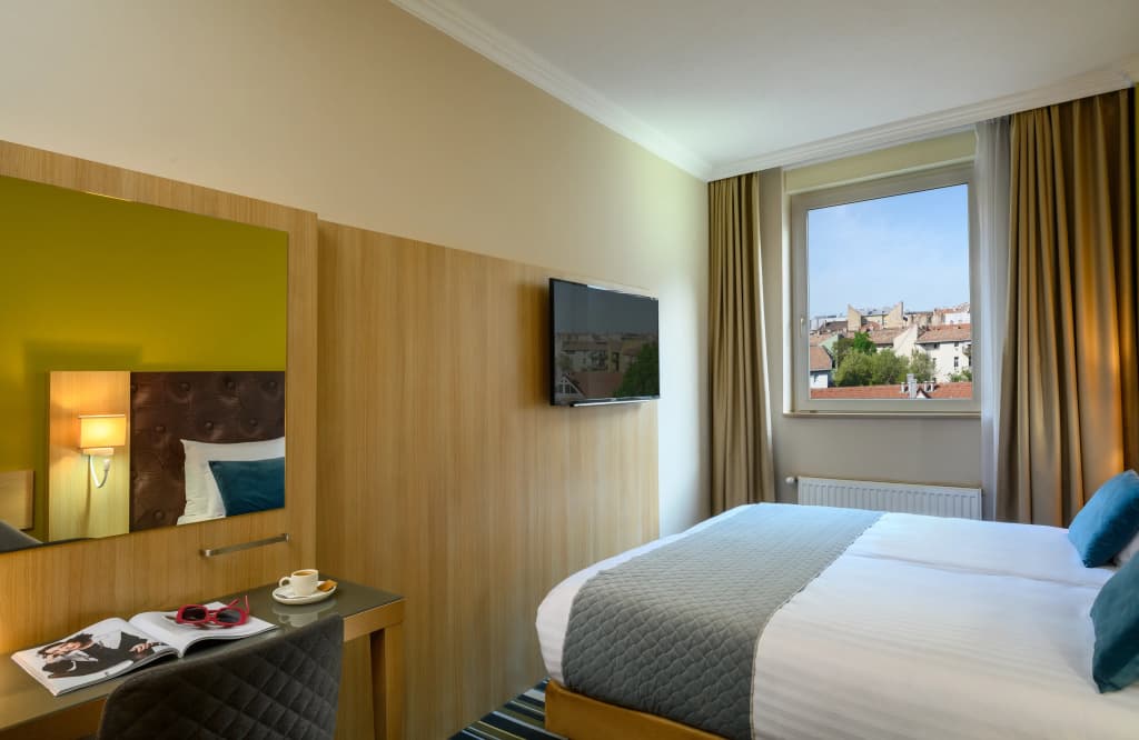 Leonardo Hotel Budapest - photo 4
