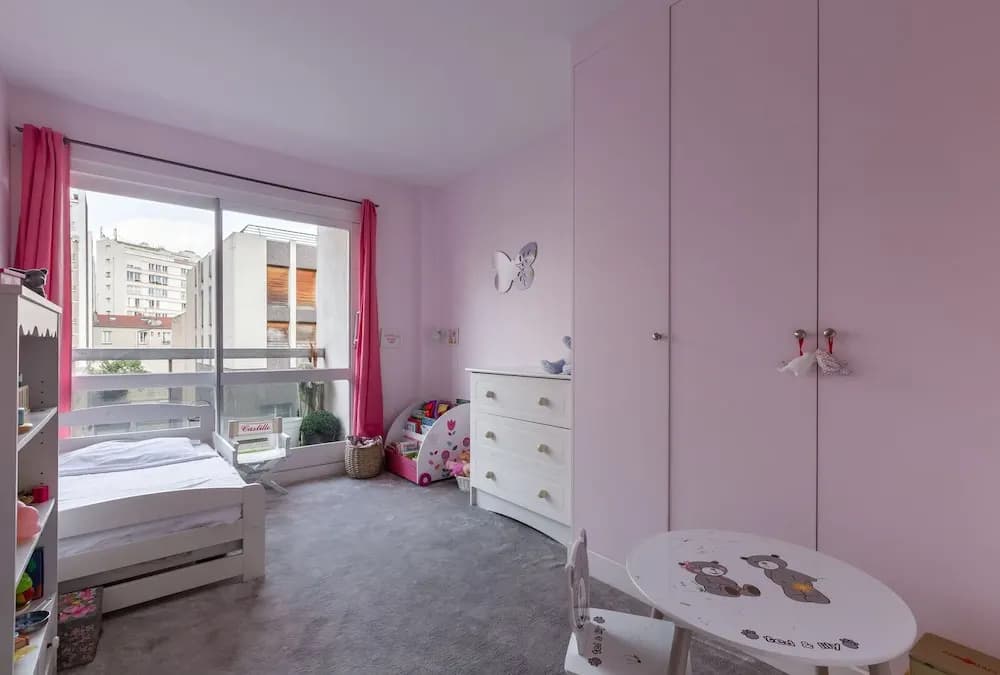 Light & Day in Beaugrenelle - photo 1