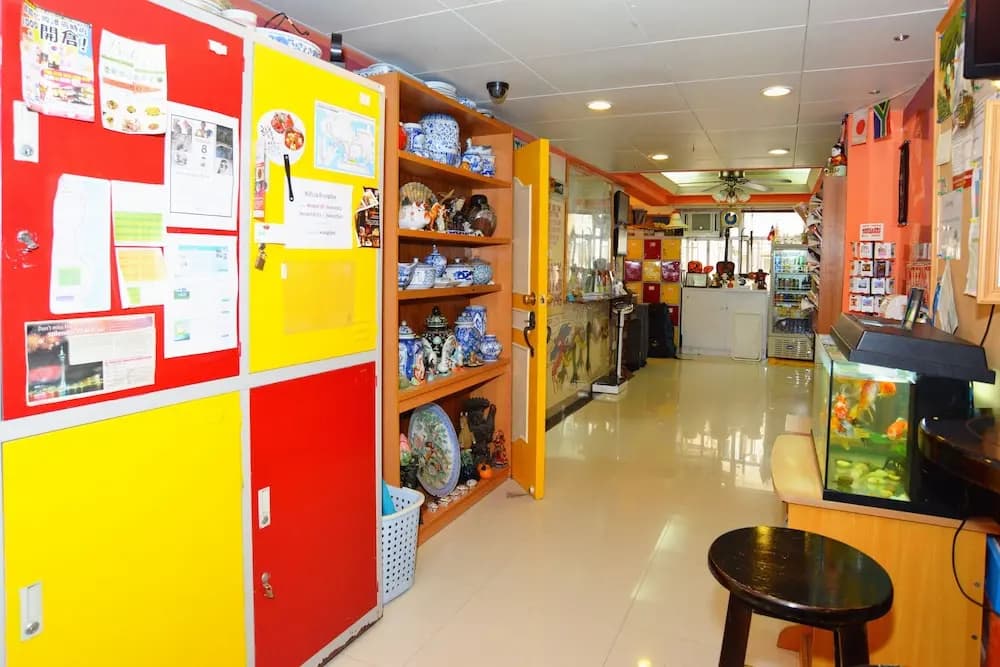 Hong Kong Inn - photo 23