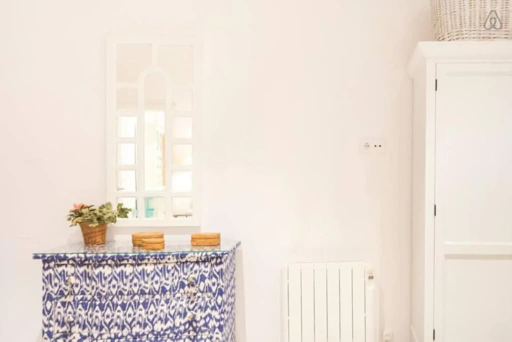 Explore a Walkable Neighborhood around a Comfy Apartment - photo 10