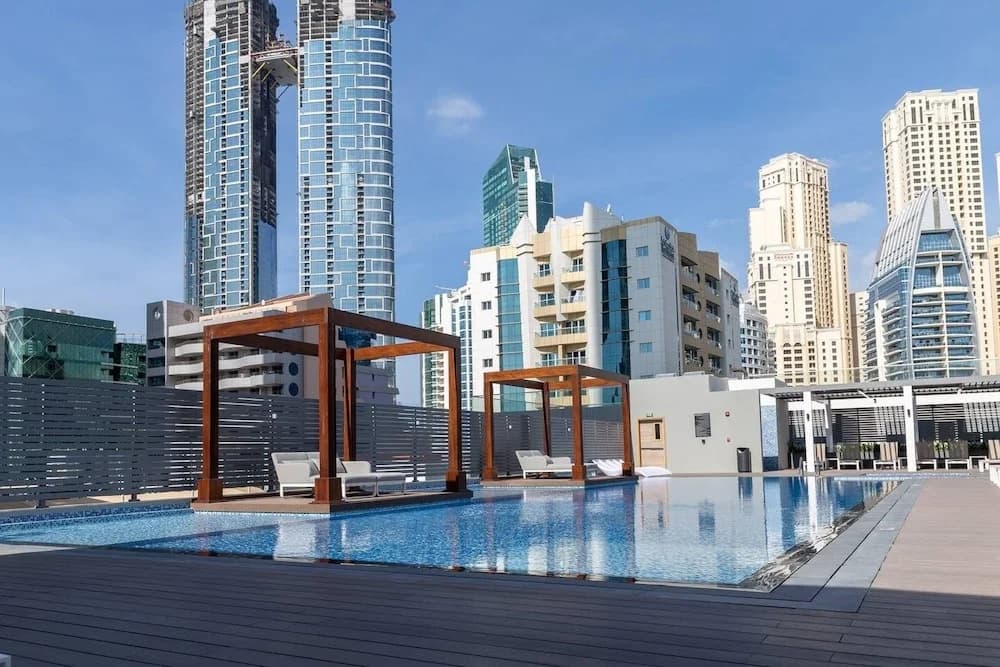 Refined Studio Apartment in Dubai Marina - photo 8