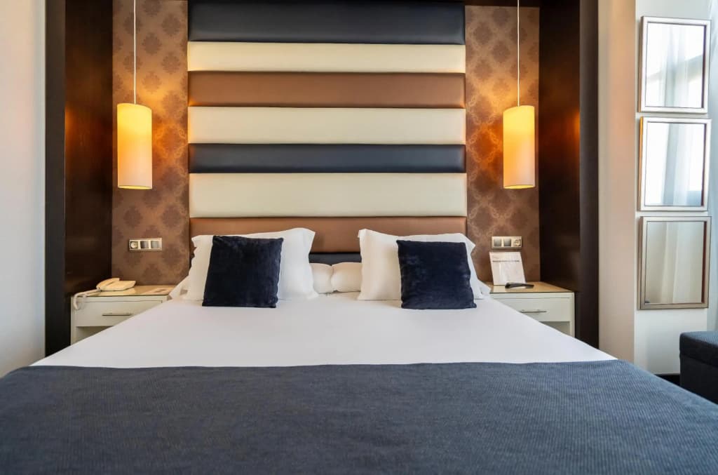 Gran Versalles Hotel - photo 42
