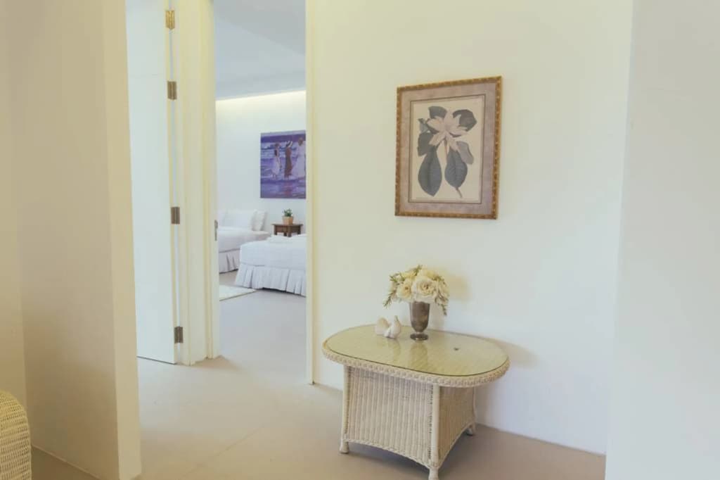 The Peak Residence - photo 4