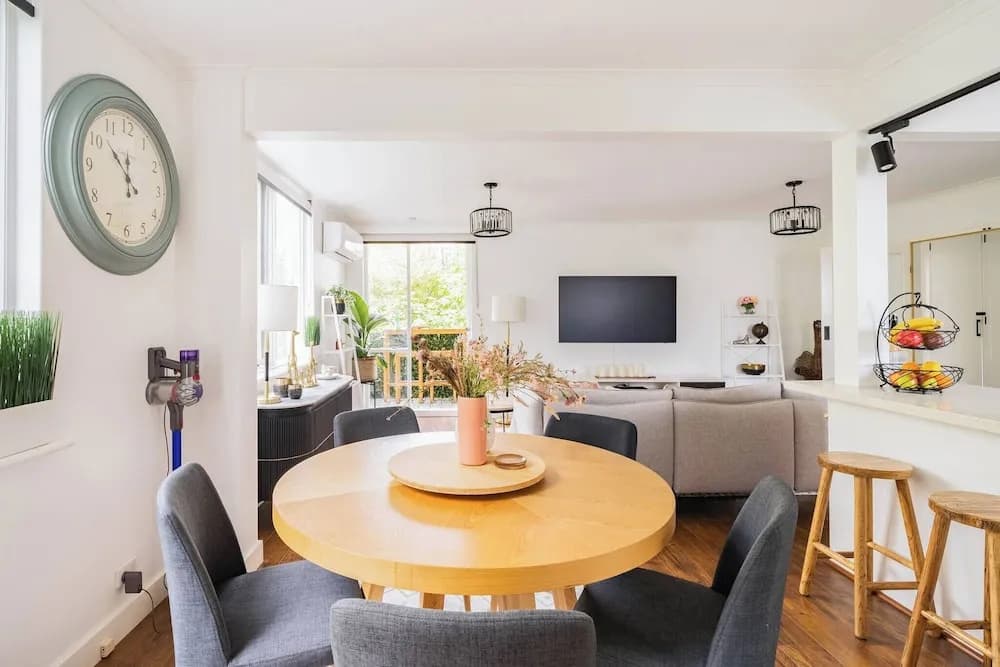 3bd 2 Bthtoorak Village Luxurious Apartment, Relax - photo 11