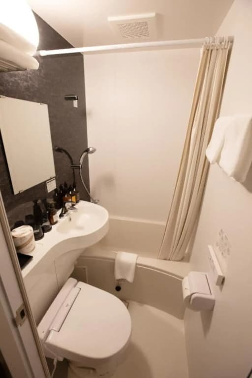LOF HOTEL Shimbashi - photo 10