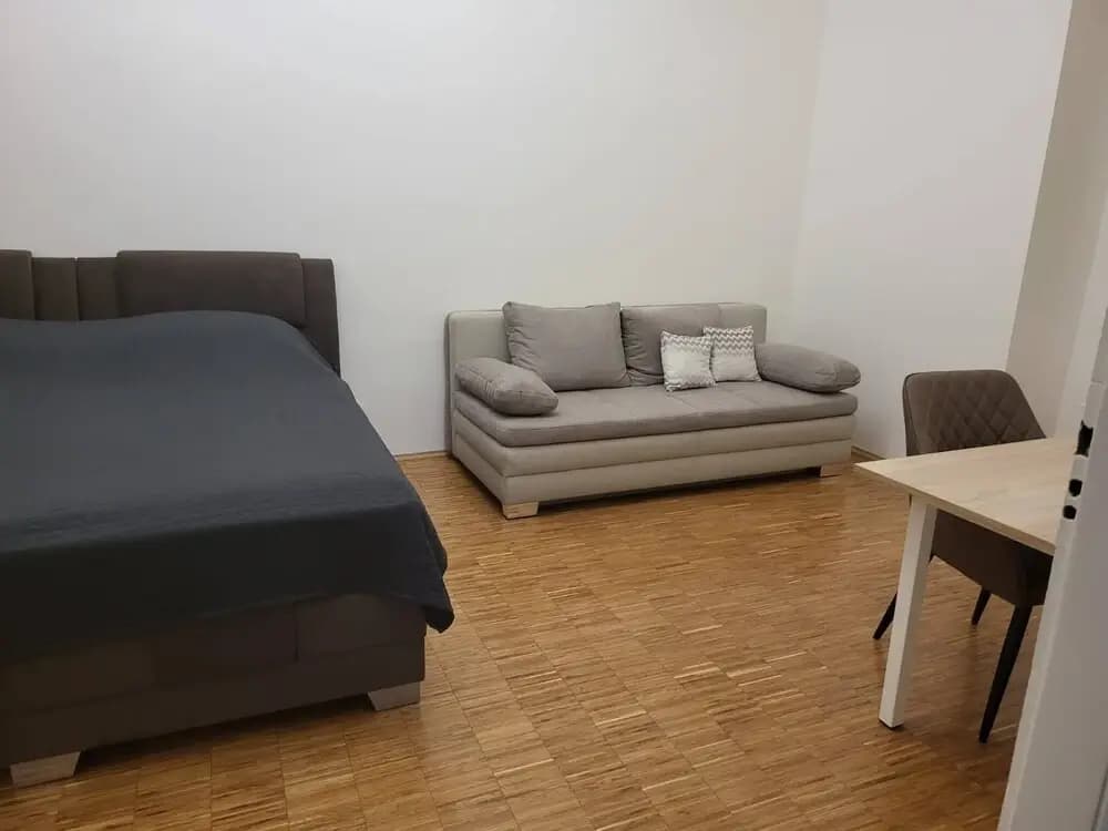 Prague Centre Apartment With Balcony - photo 3