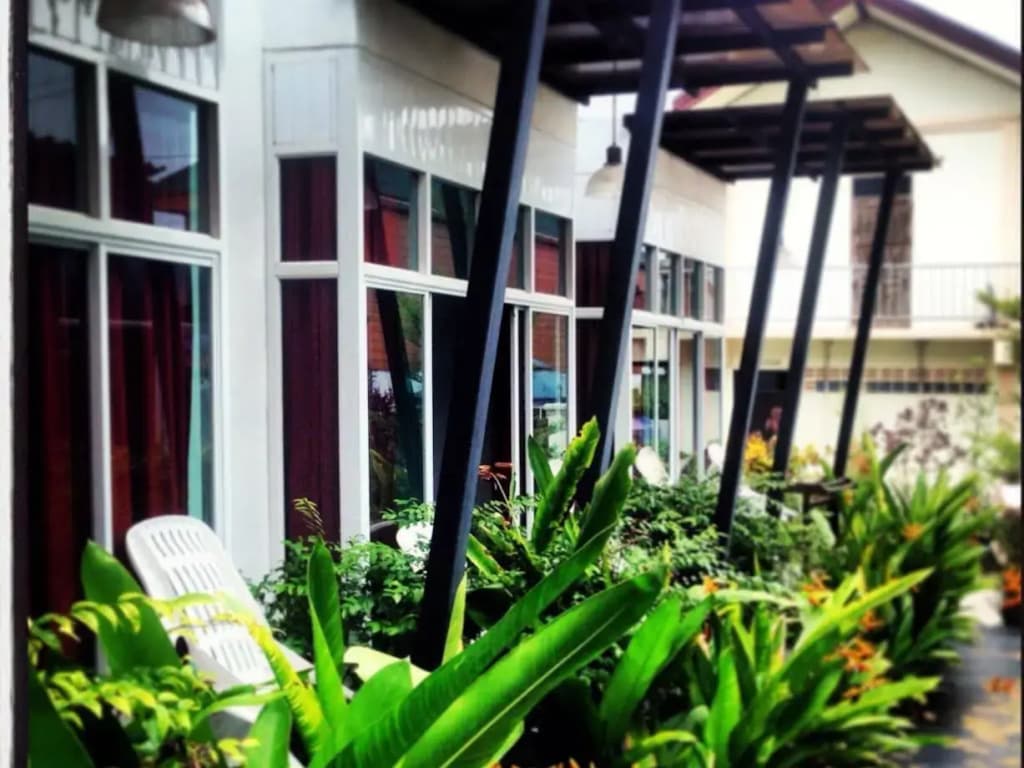 Loma Place Hotel - photo 13