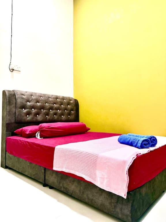 Homestay Selesa KBK Guesthouse - photo 5