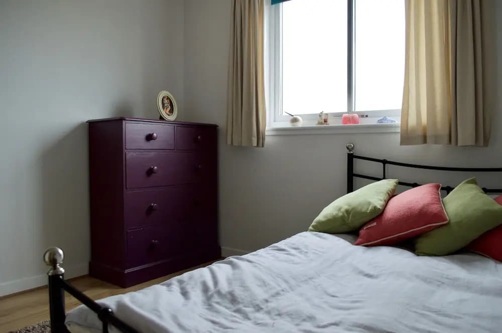 2 Bedroom Flat In Edinburgh - photo 5