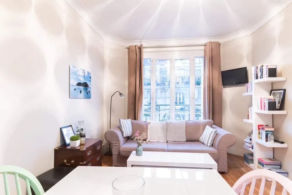 Nice Cozy Apartment on the Slopes of Montmartre - photo 3