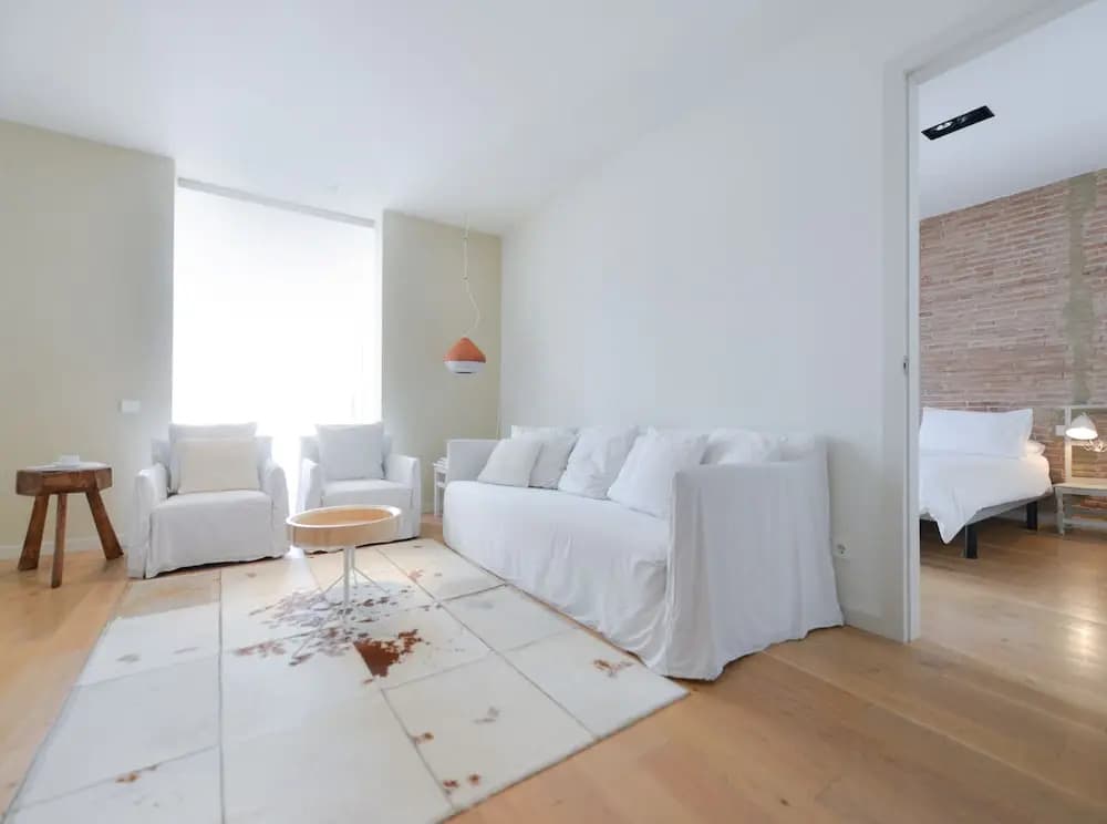 DestinationBCN Apartment Suites - photo 3